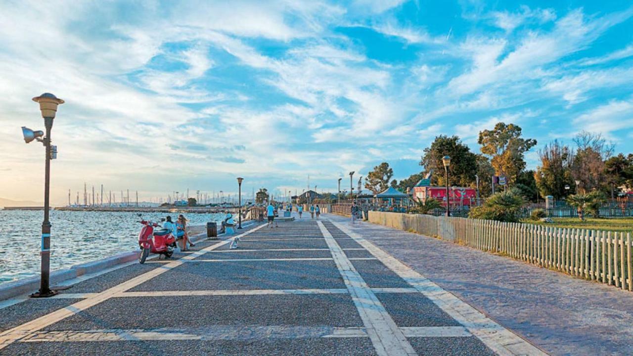 Athenian Riviera Beach Apartment エクステリア 写真